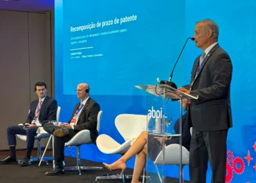 Di Blasi: a distinção entre extensão e recomposição patentária